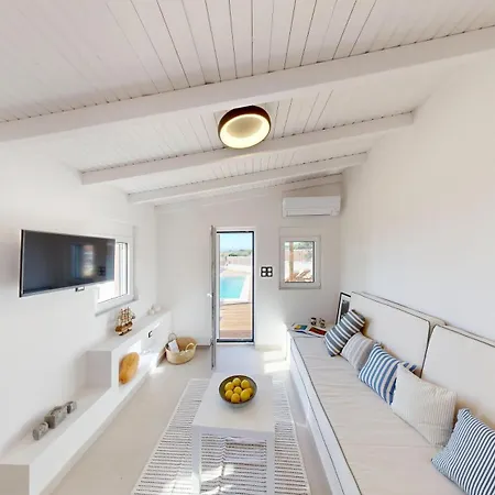 Okto Villa