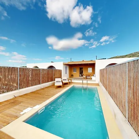 Okto Villa Archangelos (Laconia)